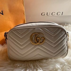 Authentic White Gucci shoulder bag